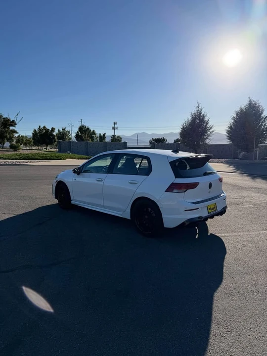 2025 Volkswagen Golf R Mk8 - Image 2 of 11