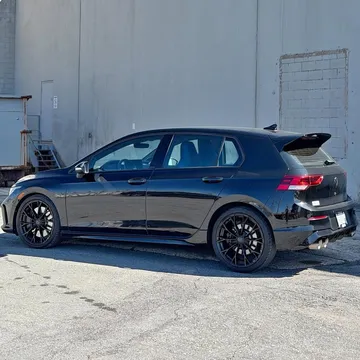 2025 Volkswagen Golf R Black Edition