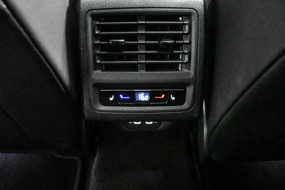 2025 Volkswagen Golf R Mk8 - Image 14 of 20