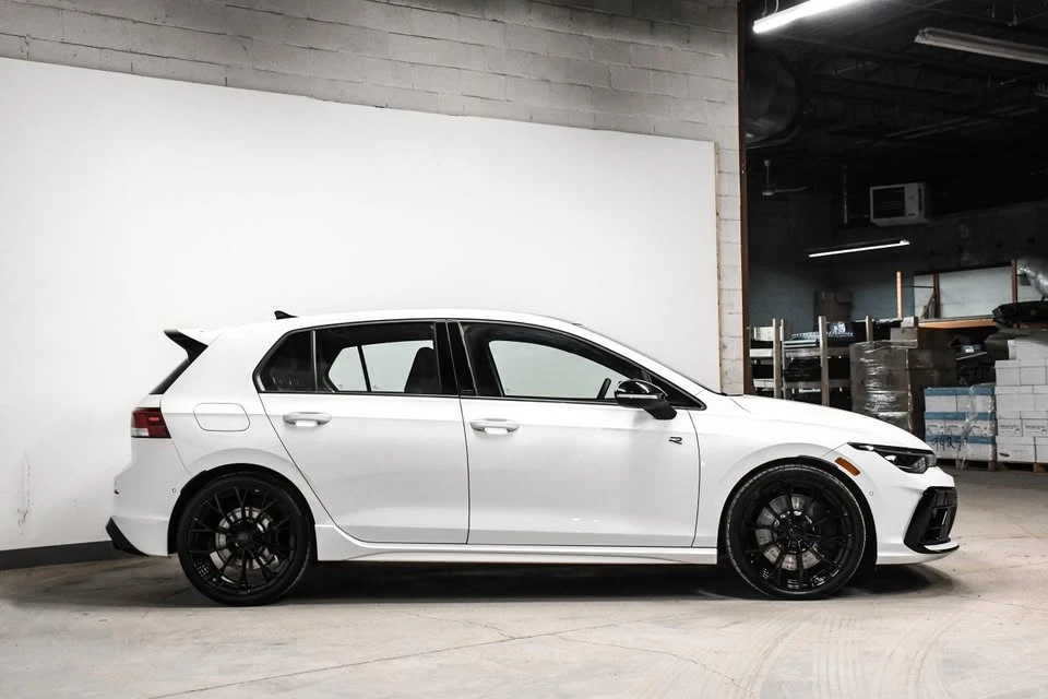 2025 Volkswagen Golf R Mk8 - Image 5 of 7