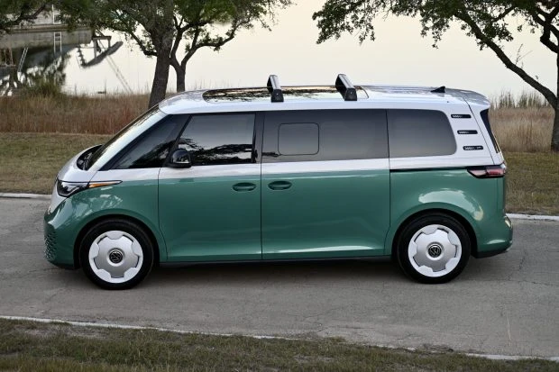 2025 Volkswagen - Image 4 of 8