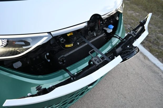 2025 Volkswagen - Image 8 of 8