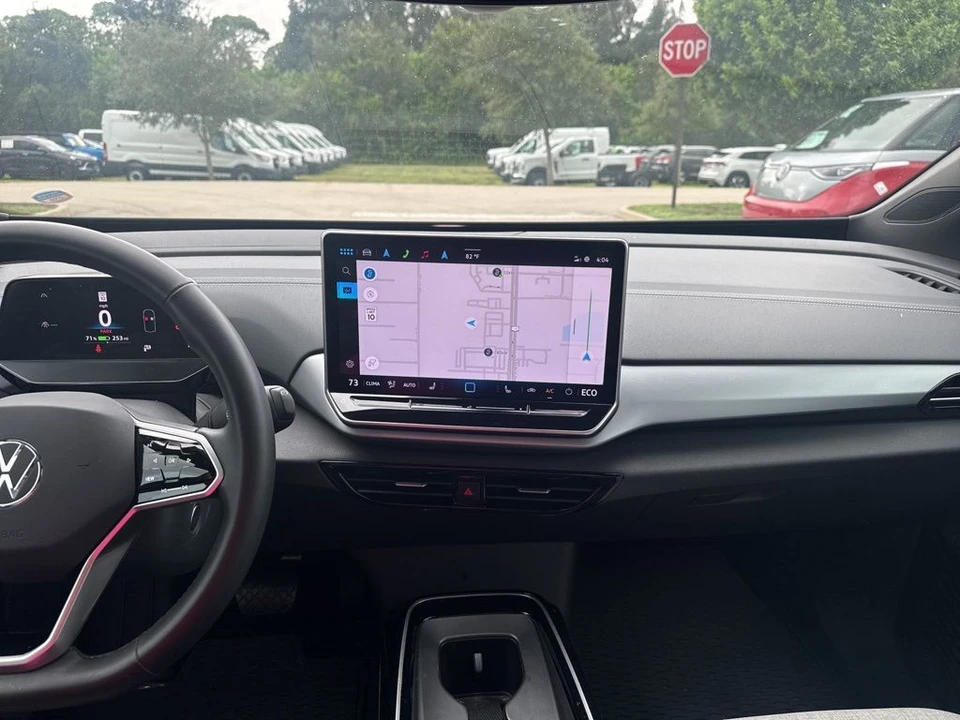 2025 Volkswagen ID.4 - Image 11 of 12