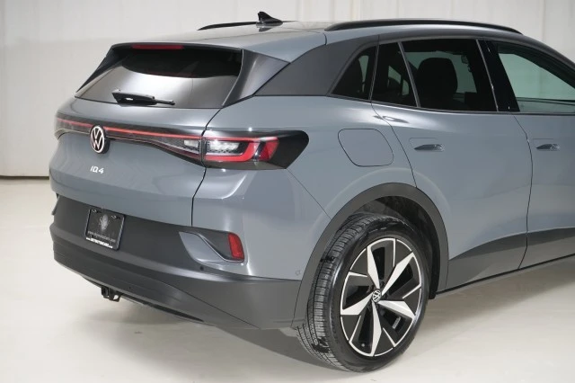 2025 Volkswagen ID.4 - Image 10 of 21