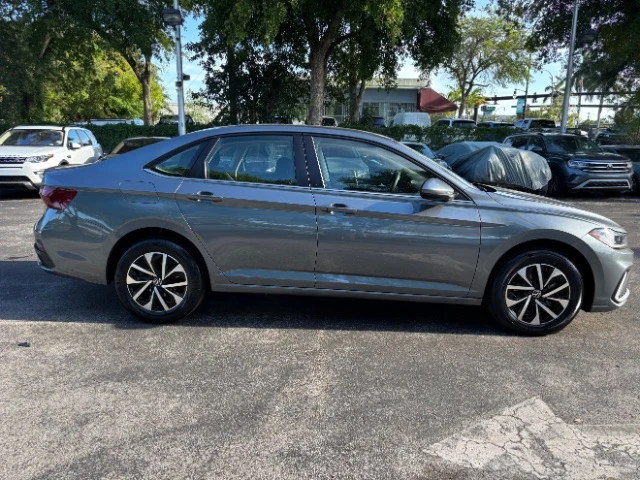 2025 Volkswagen A7 Jetta - Image 4 of 20