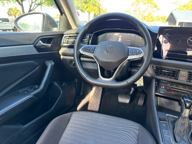 2025 Volkswagen A7 Jetta - Image 13 of 20