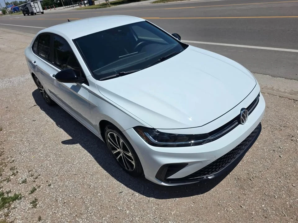 2025 Volkswagen A7 Jetta - Image 2 of 14