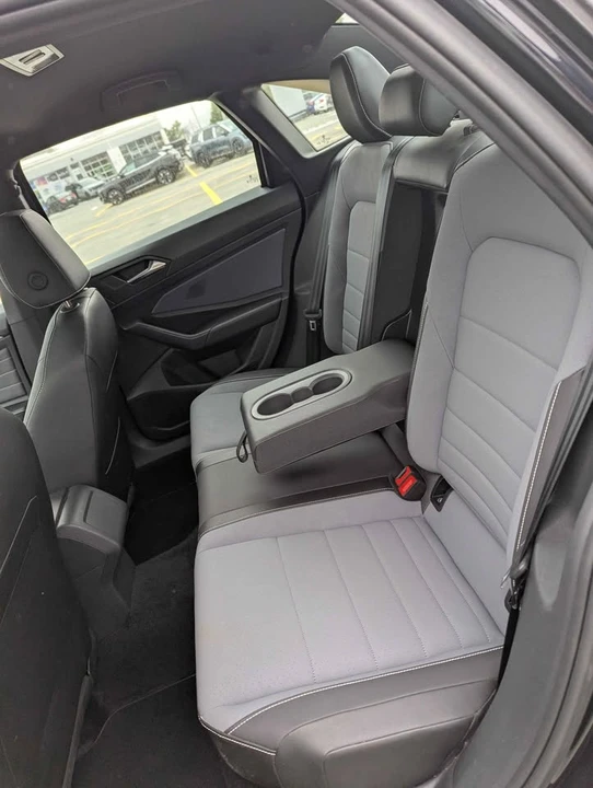 2025 Volkswagen A7 Jetta - Image 5 of 8