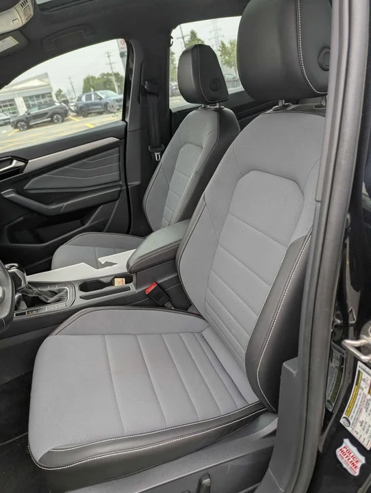 2025 Volkswagen A7 Jetta - Image 4 of 8