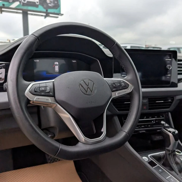2025 Volkswagen A7 Jetta - Image 9 of 14