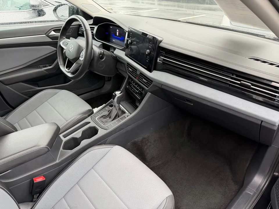 2025 Volkswagen A7 Jetta - Image 4 of 7