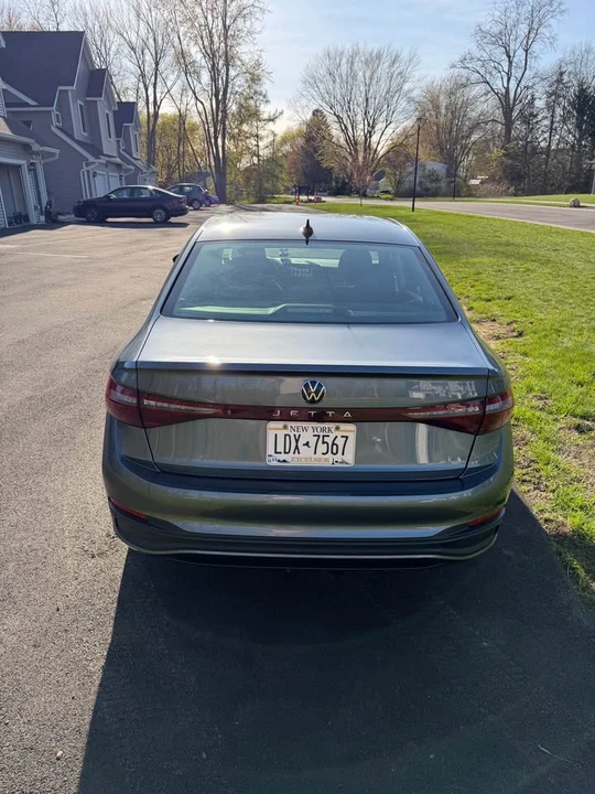 2025 Volkswagen A7 Jetta - Image 5 of 10