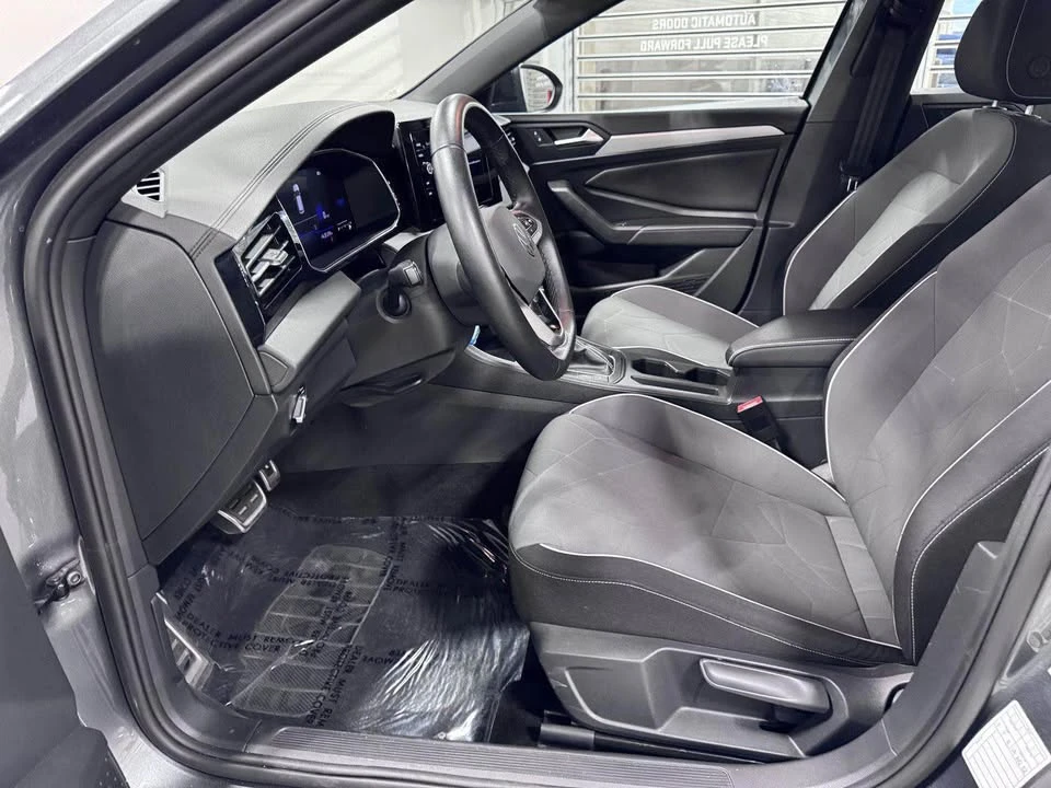 2025 Volkswagen A7 Jetta - Image 9 of 20