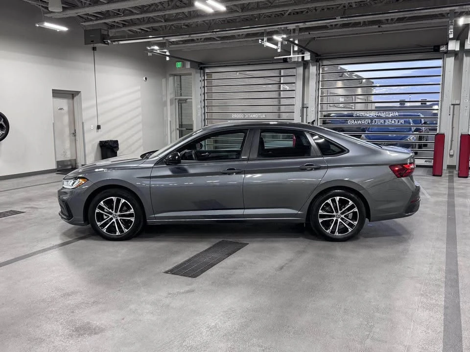 2025 Volkswagen A7 Jetta - Image 17 of 20