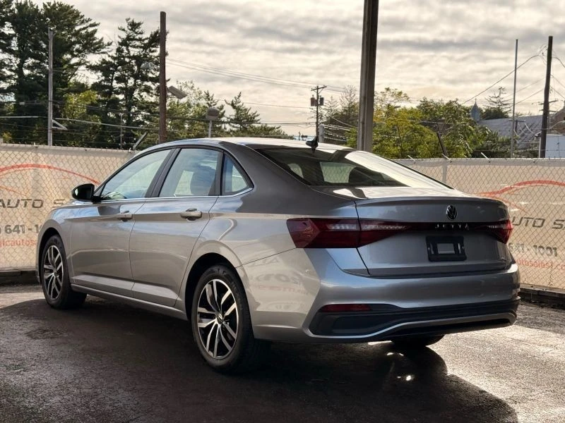 2025 Volkswagen A7 Jetta - Image 9 of 12