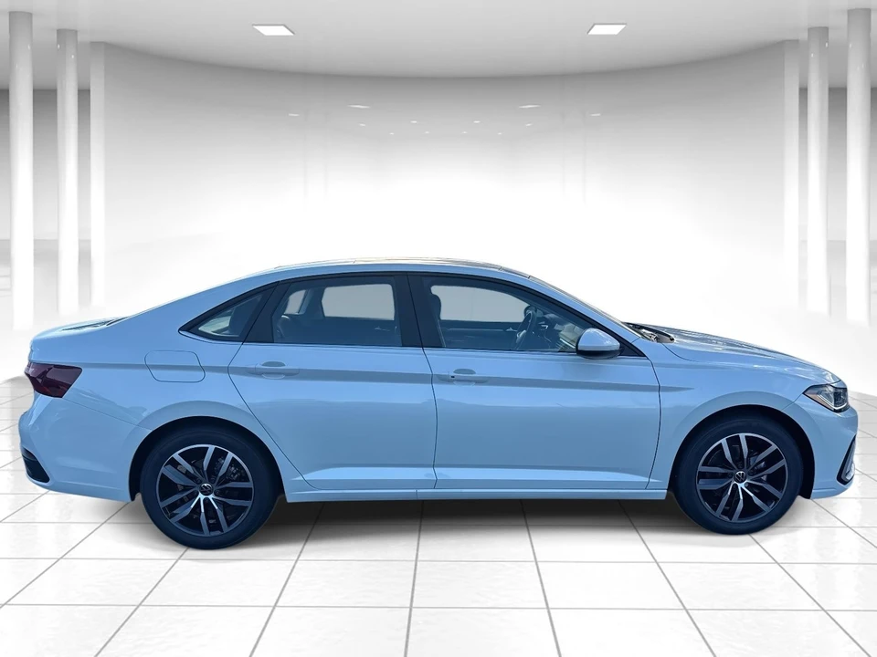 2025 Volkswagen A7 Jetta - Image 2 of 13