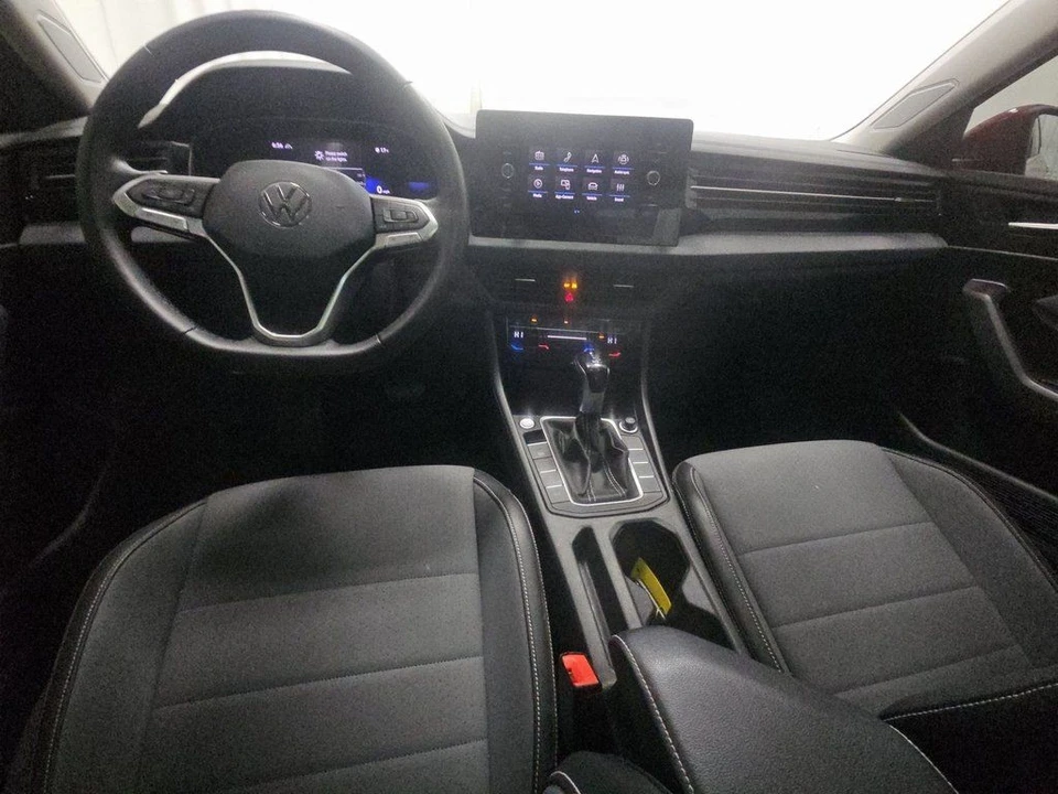 2025 Volkswagen A7 Jetta - Image 6 of 10