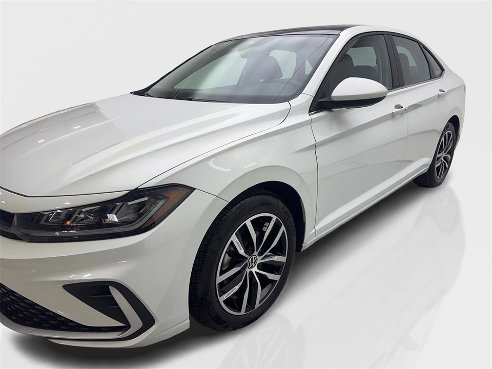 2025 Volkswagen A7 Jetta - Image 11 of 12