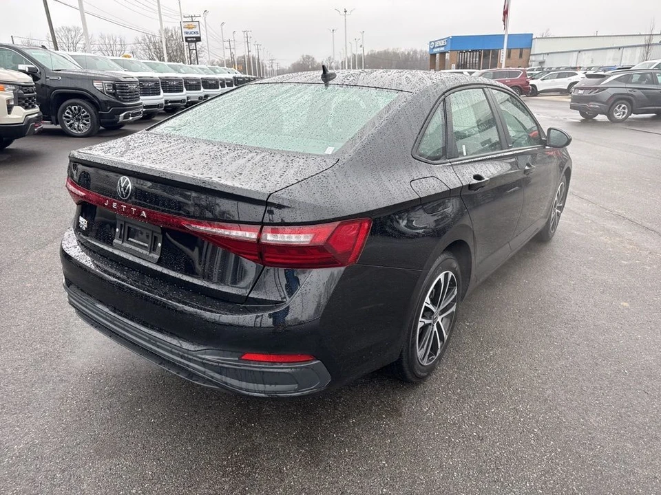 2025 Volkswagen A7 Jetta - Image 5 of 12