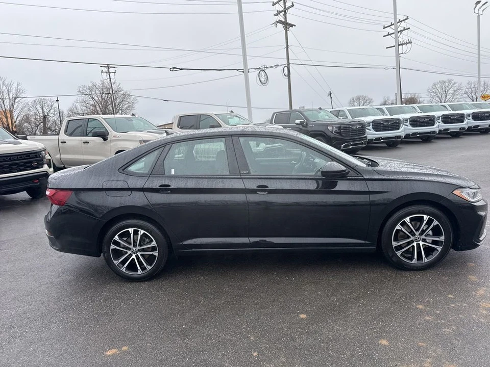 2025 Volkswagen A7 Jetta - Image 6 of 12