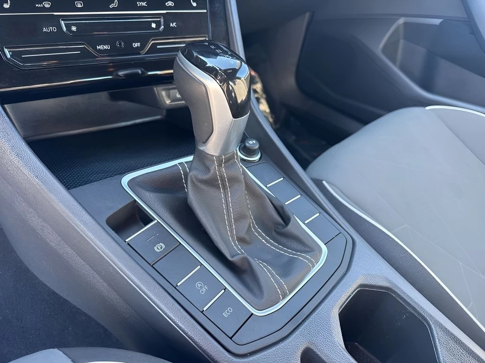 2025 Volkswagen A7 Jetta - Image 15 of 21