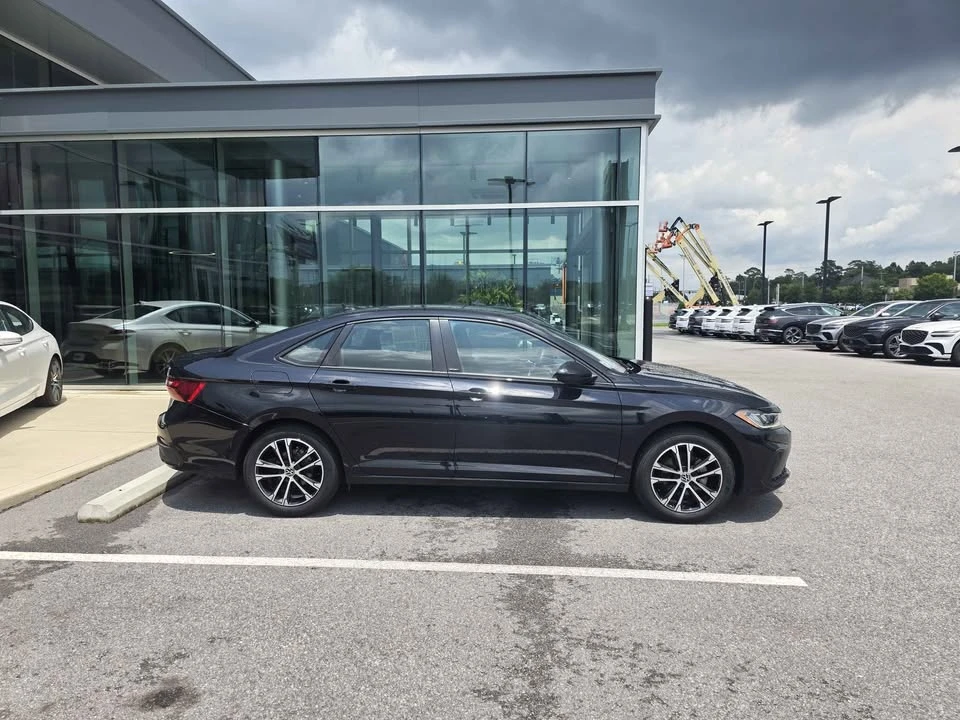 2025 Volkswagen A7 Jetta - Image 7 of 19