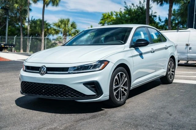 2025 Volkswagen A7 Jetta - Image 5 of 21