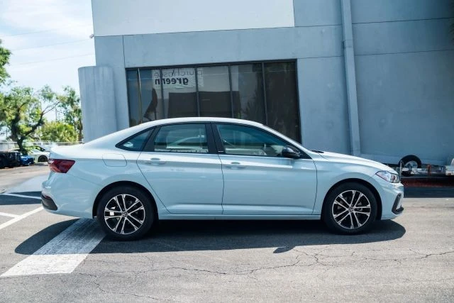 2025 Volkswagen A7 Jetta - Image 16 of 21