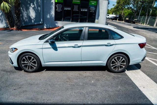 2025 Volkswagen A7 Jetta - Image 8 of 21