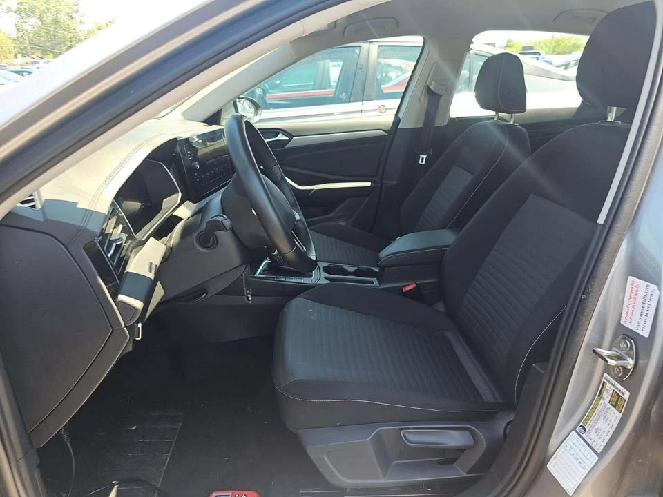2025 Volkswagen A7 Jetta - Image 3 of 12
