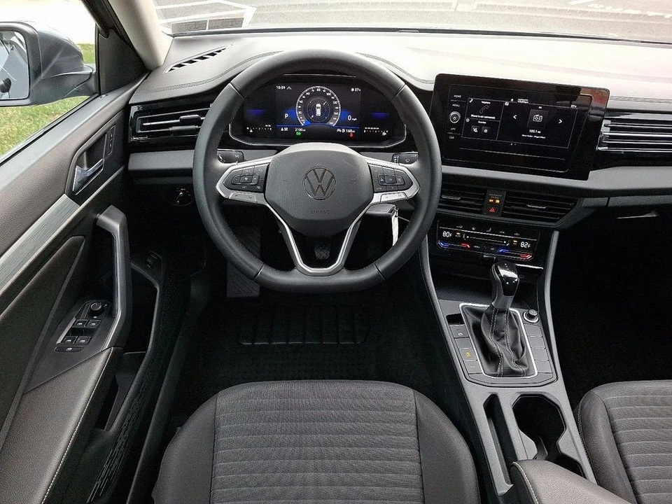 2025 Volkswagen A7 Jetta - Image 11 of 12