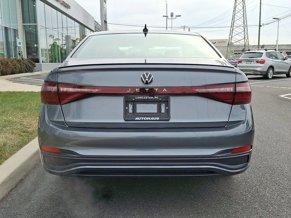 2025 Volkswagen A7 Jetta - Image 5 of 12