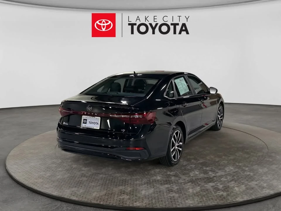 2025 Volkswagen A7 Jetta - Image 9 of 20