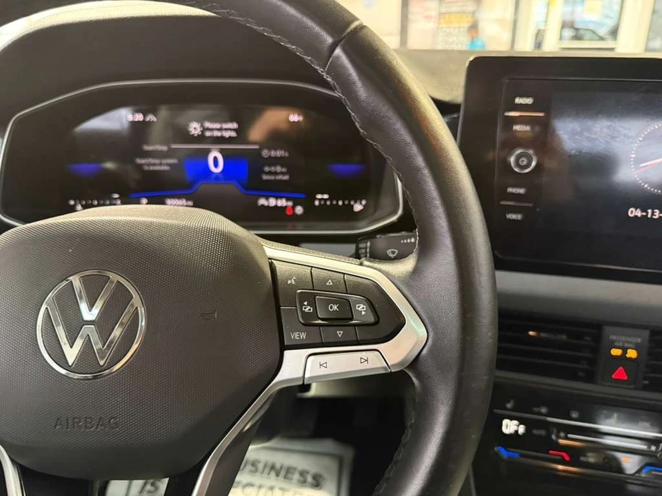 2025 Volkswagen A7 Jetta - Image 12 of 31