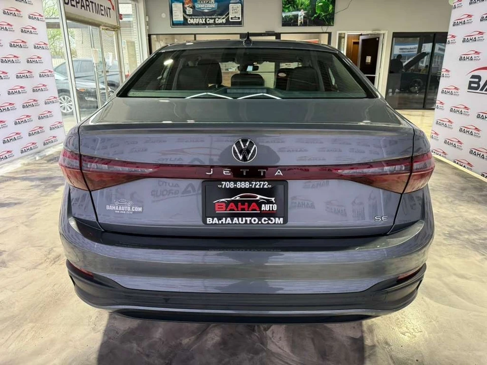 2025 Volkswagen A7 Jetta - Image 9 of 31