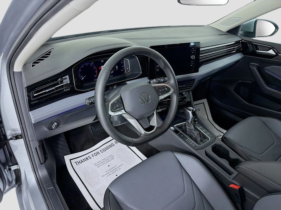 2025 Volkswagen A7 Jetta - Image 9 of 12