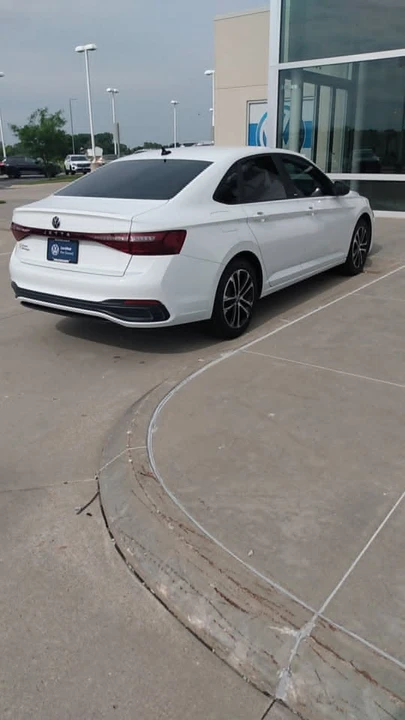 2025 Volkswagen A7 Jetta - Image 11 of 11