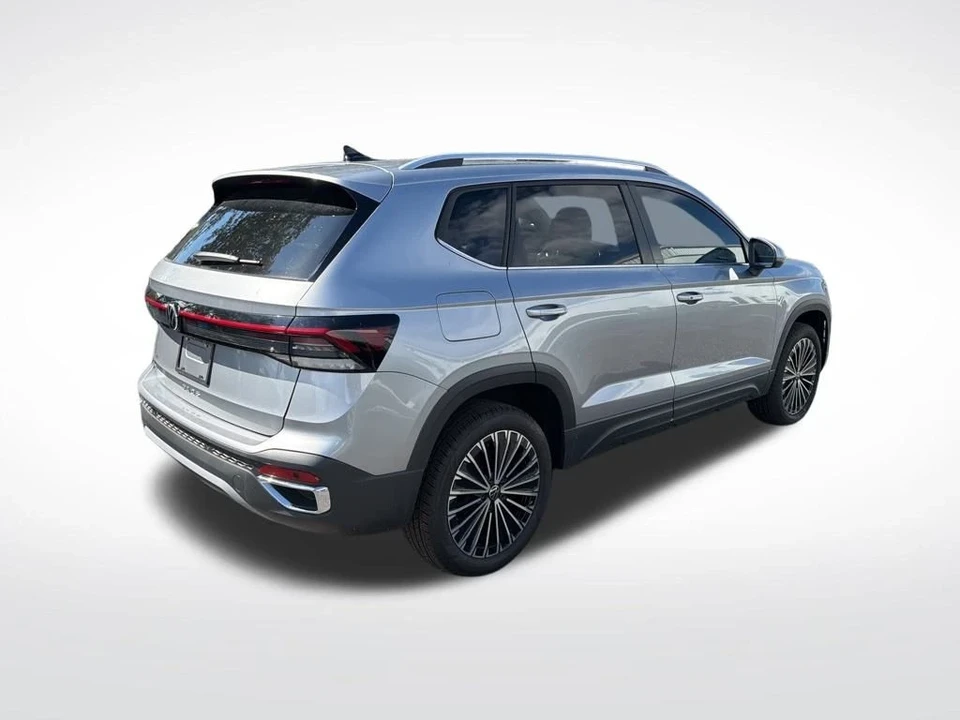 2025 Volkswagen Taos - Image 5 of 12