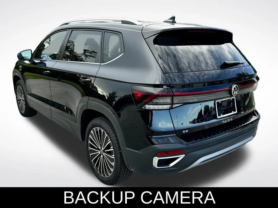 2025 Volkswagen Taos - Image 4 of 12