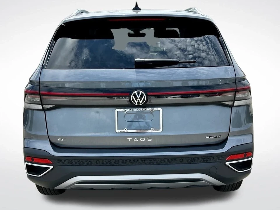 2025 Volkswagen Taos - Image 5 of 12