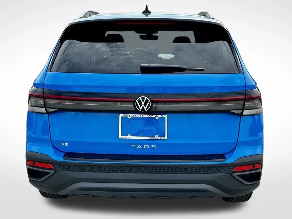 2025 Volkswagen Taos - Image 5 of 12