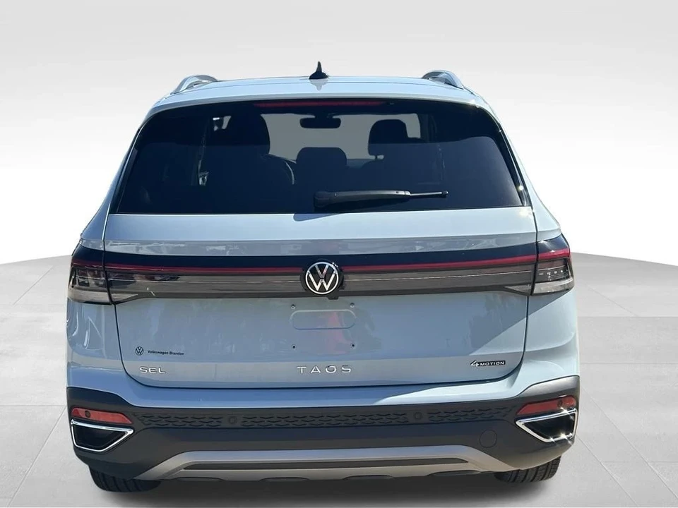 2025 Volkswagen Taos - Image 5 of 12