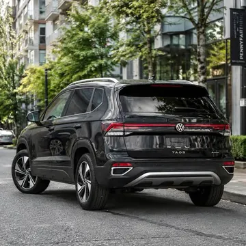2025 Volkswagen Taos Comfortline 4Motion