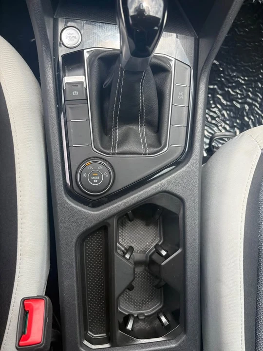 2025 Volkswagen Taos - Image 8 of 8