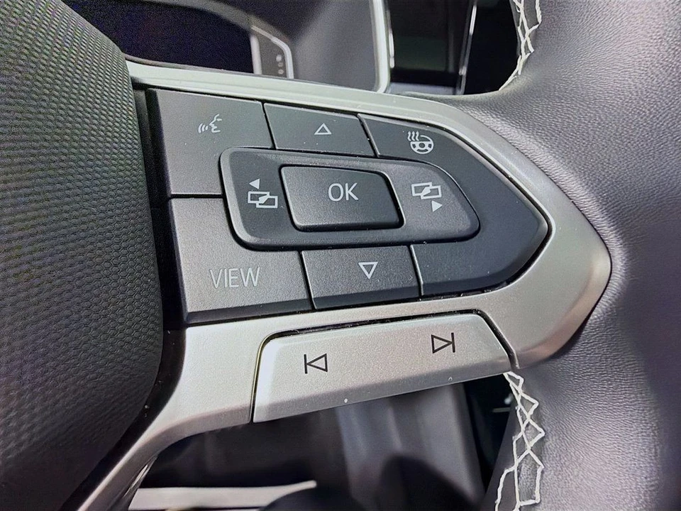 2025 Volkswagen Taos - Image 12 of 12