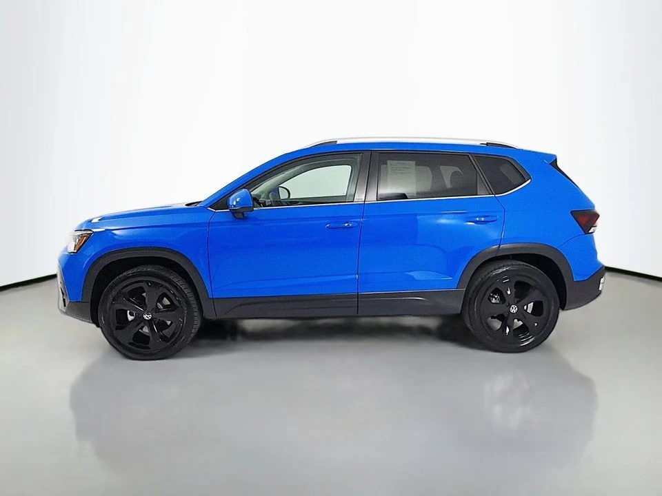 2025 Volkswagen Taos - Image 4 of 12