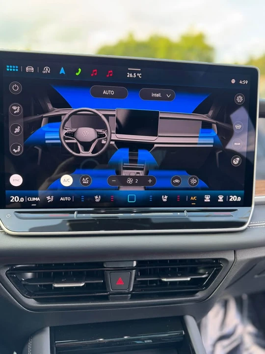 2025 Volkswagen Tiguan - Image 11 of 17