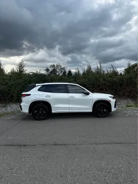2025 Volkswagen Tiguan 2.0T LE Sport Utility 4D