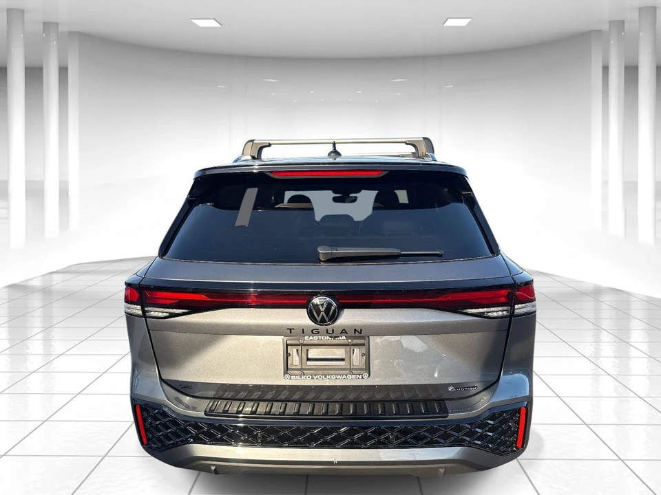 2025 Volkswagen Tiguan - Image 3 of 12
