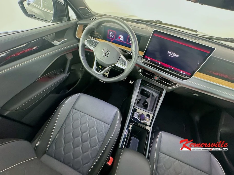 2025 Volkswagen Tiguan - Image 9 of 21